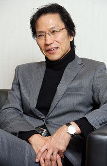 「どのような仕事の工夫をしてきたのか」率直に聞いてみる<br><strong>東京大学大学院情報学環教授 姜尚中</strong>●1950年生まれ。著書の『悩む力』が幅広い年齢層からの反響を集め、65万部を超える大ベストセラーとなっている。