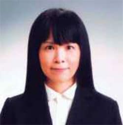 秦 まり子さん