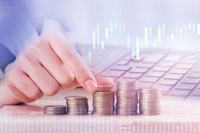 硬貨とパソコン