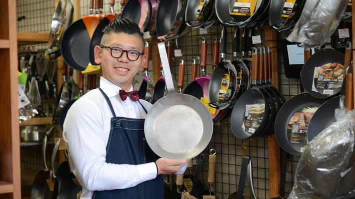 「飯田屋」6代目店主の飯田結太さん