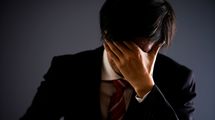 自分を責めない人は19分で忘れるのにマジメな人は73分も引きずる…嫌な出来事を追い出す"たった1秒の習慣"