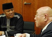 先生は世界の偉人です。証拠もあります　－対談 ゾマホン×飯島 勲