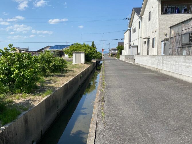 岡山市内の用水路。
