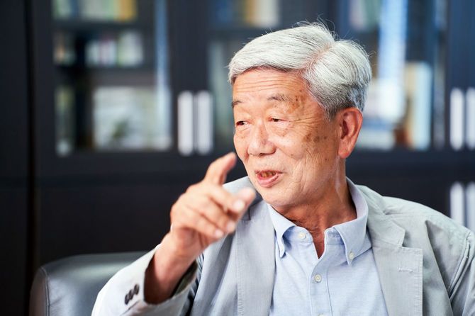 認定NPO法人 本の学校顧問の永井伸和氏。