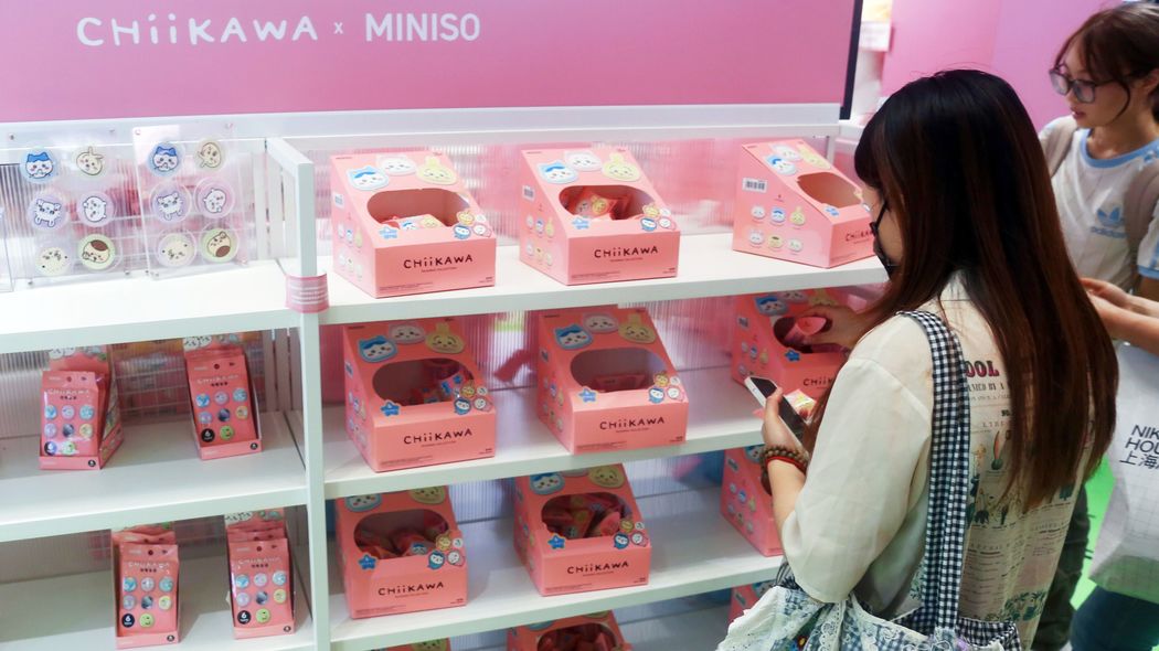ピカチュウでもキティでもない…中国都市部に住む孤独な独身者の｢家族｣になっている日本発キャラクター 上海の店舗では3日間で1億6000万円の売り上げ
