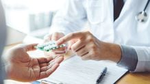 ｢とりあえず薬を出しときます｣という医者は避けたほうがいい…｢薬漬け｣になるリスクが高い危険な薬の名前