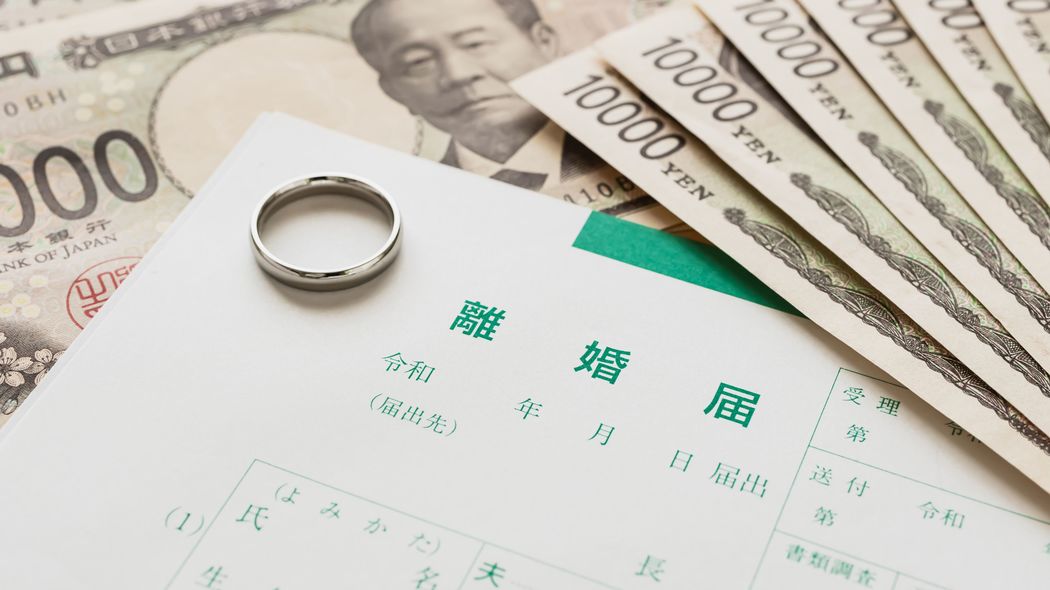 夫が性犯罪で刑務所へ､貯金は示談金に消えた…｢離婚したくてもできない｣専業主婦の妻が下した意外な決断 なぜか夫の実家に転がり込むことに…