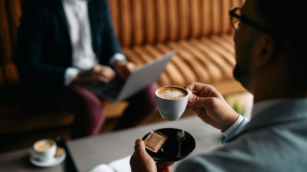 沈黙を埋めるために当たり障りのない話題を振るのは絶対ダメ…心理カウンセラーが｢沈黙を全く恐れない｣理由 ｢話しても話さなくても､どちらでもいい｣という状況をつくれるか