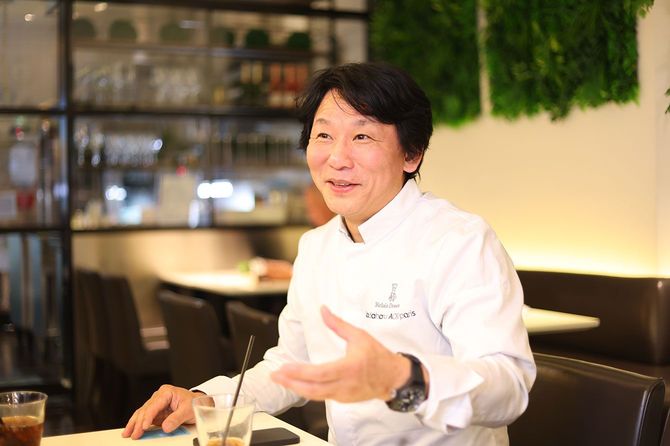 まだ記事にはできないんだけど、進行中のアイデアはたくさんあります」と語る青木さん