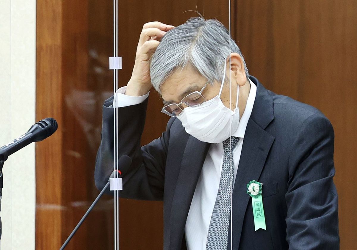 衆院財務金融委員会で答弁する日銀の黒田東彦総裁＝2022年6月8日、国会内