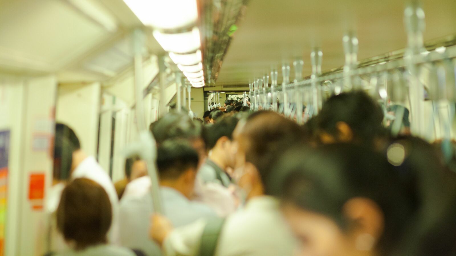 通勤電車で同じ20代女性に70回以上も痴漢行為…40代会社員が法廷で明かした｢衝撃の犯行理由｣ ｢あなたに最後の機会を与える｣という裁判長の言葉に涙