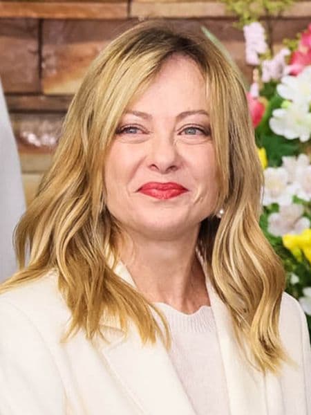 2026年1月、東京で開催された日伊首脳会談で、高市早苗氏と会談したジョルジャ・メローニ氏