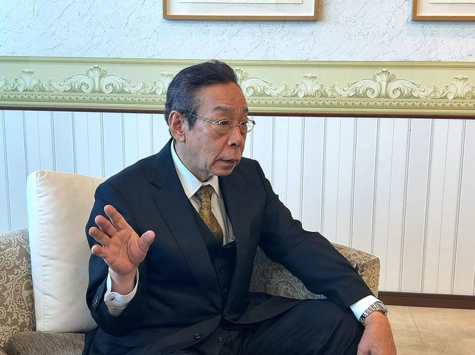 看板商品の「グーテ・デ・ロワ」はインバウンド客にも人気で、各地の販売店では外国人の行列も目立つ