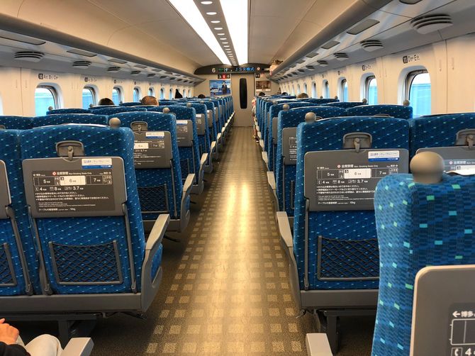 東海道新幹線の新幹線内
