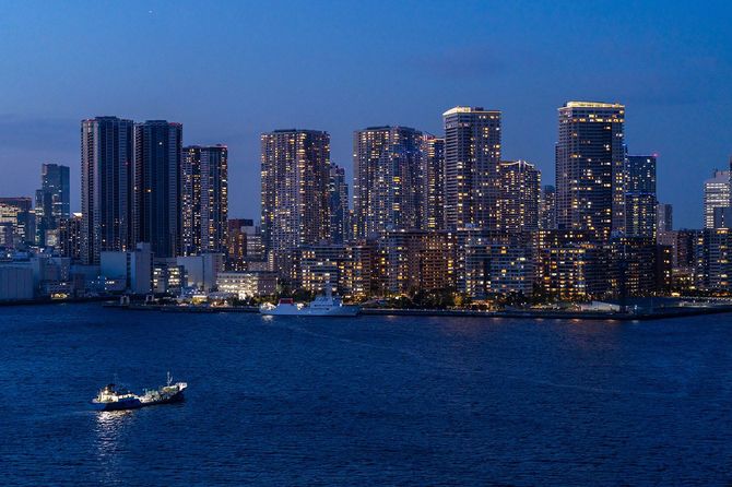東京湾