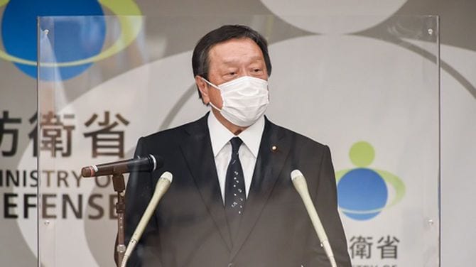 浜田防衛相は、記者会見でシーガーディアン導入について語る浜田靖一防衛相（防衛省のホームページより）
