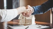 帰省中に親が口にしたら要注意…｢最悪の場合､親の住まいと生活費を子供が背負う｣広告でよく見る6文字の言葉
