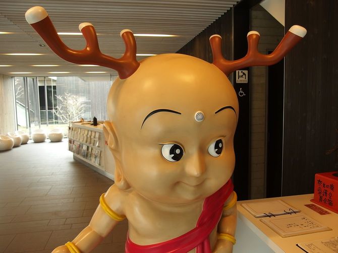 せんとくんの像