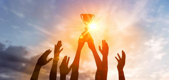 緊急世論調査では小泉進次郎氏がトップ