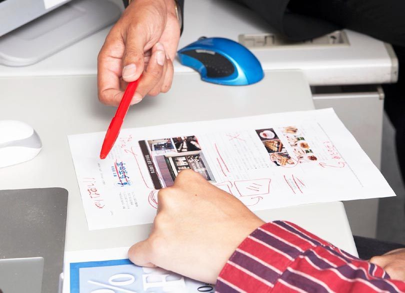 チラシやウェブの“買う気にさせる”レイアウト