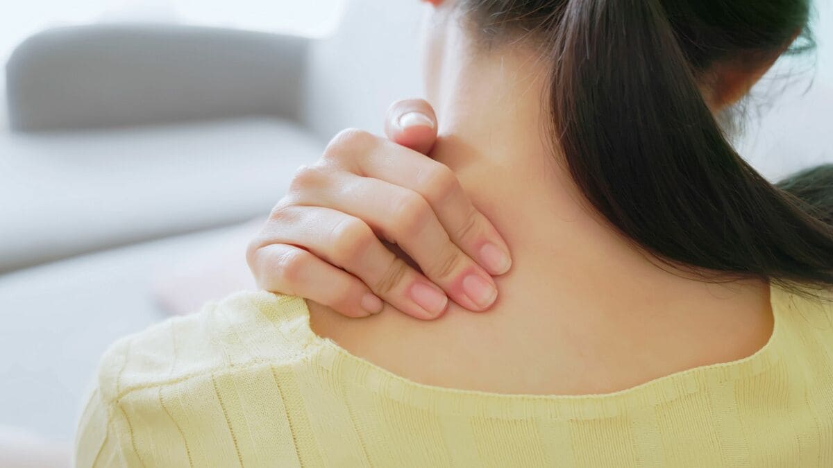 "つらい肩こり､頚椎椎間板ヘルニア､五十肩､腱板断裂､肩関節脱臼…【肩こり】原因と対策"