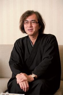 <strong>作家 火坂雅志</strong>●1956年、新潟県新潟市生まれ。早稲田大学商学部卒業。88年に『花月祕拳行』で作家デビュー。『全宗』『覇商の門』『黒衣の宰相』など時代小説を中心に発表。新しい史料をもとに描く旺盛な作家活動には定評がある。第13回中山義秀文学賞受賞作の『天地人』はNHK大河ドラマの原作となった。