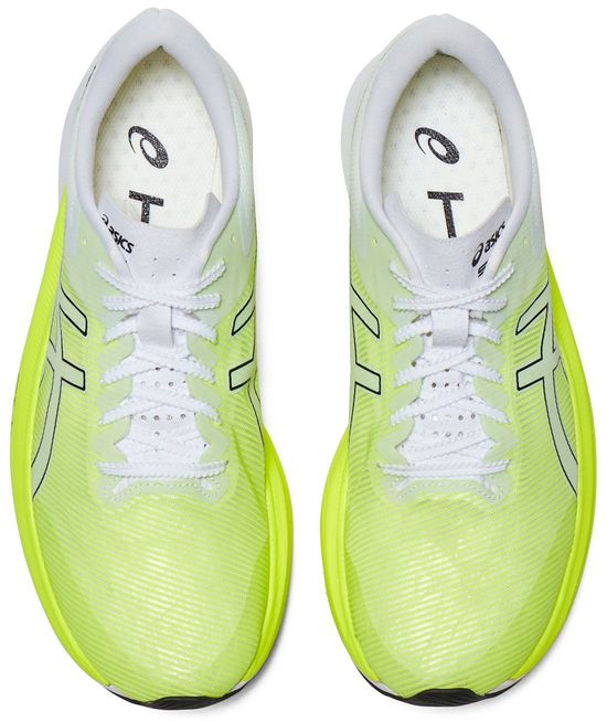 アシックスの『S4（エスフォー）』