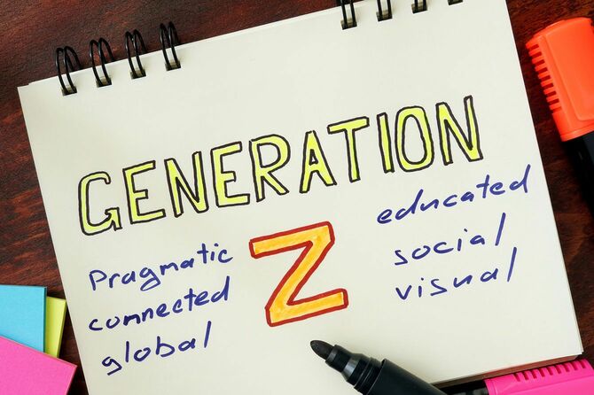 「GENERATION Z」と書かれたメモ
