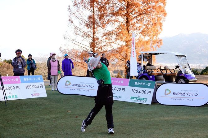プレー中の幡野選手