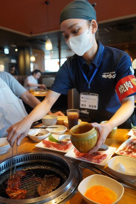 焼肉の焼き方から食べ方まで教えてくれる焼肉ポリス