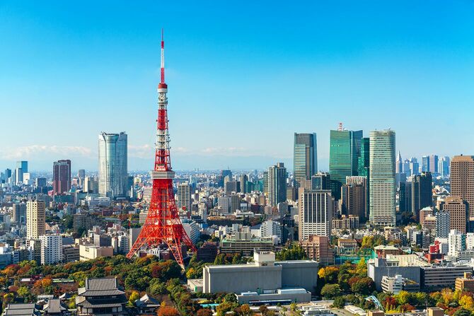 東京タワーと東京の街のイメージ