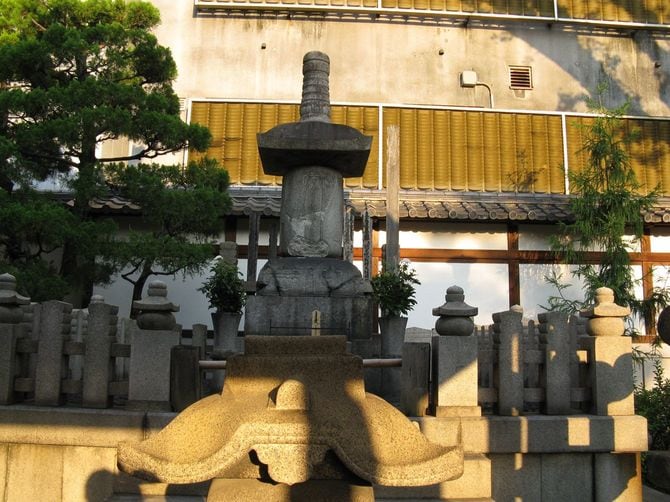 本能寺 信長公廟