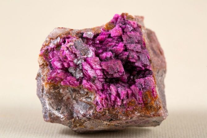 ミネラル石コバルト