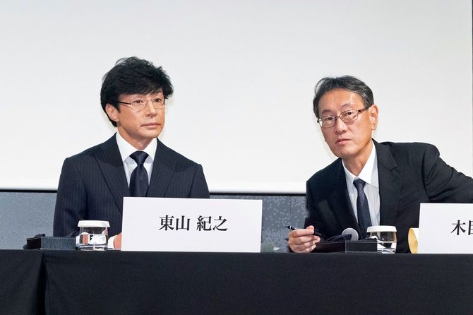 写真左）東山紀之・ジャニーズ事務所社長、写真右）木目田裕弁護士・ジャニーズ事務所顧問弁護士
