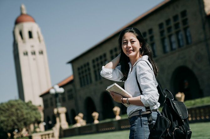 留学女子大学生