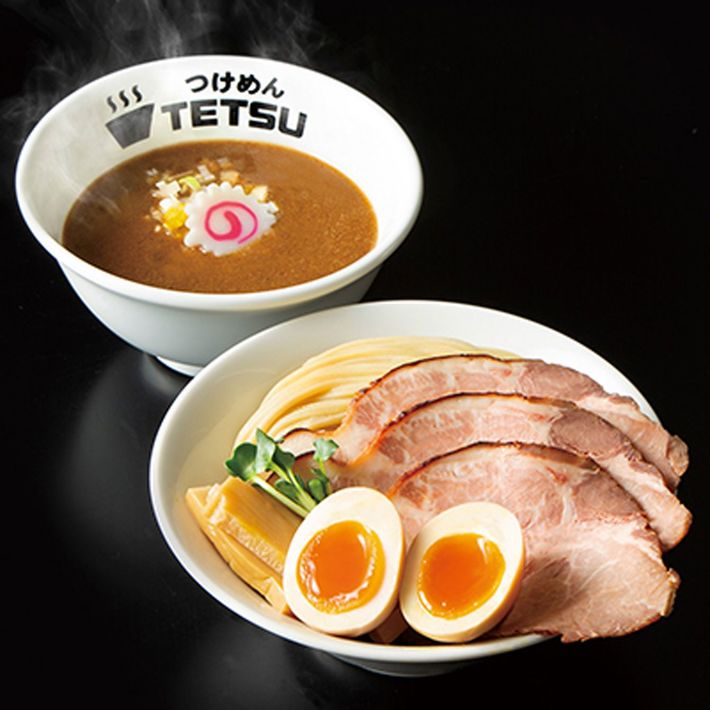 つけめんTETSUは磯丸水産傘下である（<a href="https://www.tetsu102.com/" target="_blank">つけめんTETSU公式サイト</a>より）