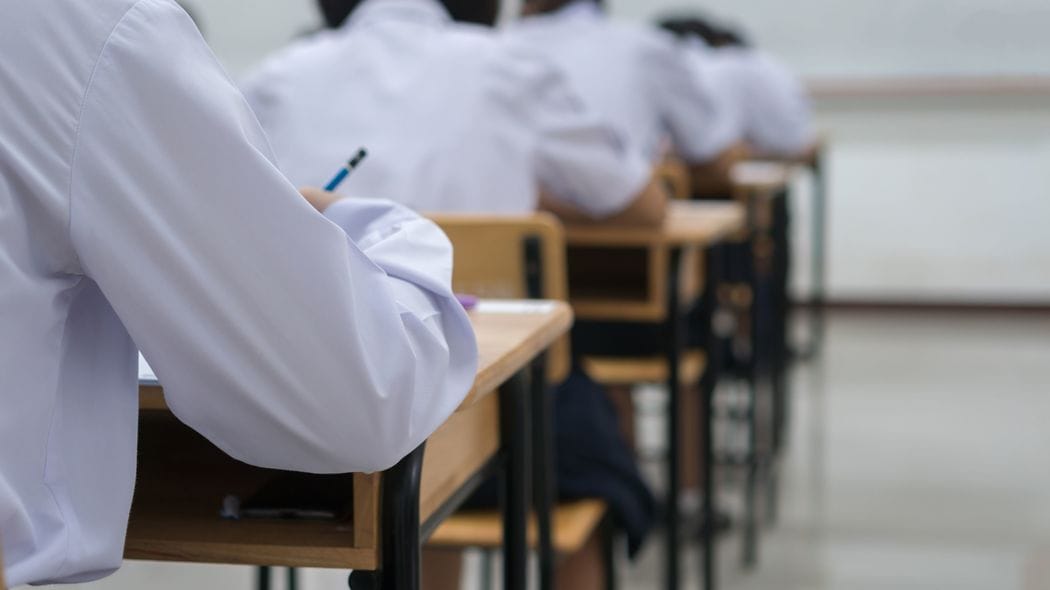 黒板を書き写しても成績は伸びない…現役東大生が断言｢デキる東大生が授業中にノートをとらない本当の理由｣ 1000人に聞いてわかった｢頭がいい人のノート｣の中身