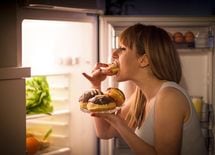 質の悪い睡眠が肥満に直結するメカニズム