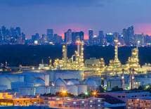 なぜ日本企業は"撤退"を決められないのか