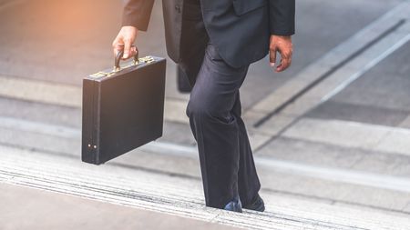 会長→相談役→社外取締役…｢いつになったら島耕作は引退するのか