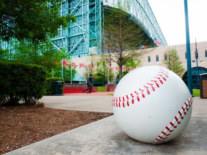 MLBヒューストン・アストロズの本拠地・ミニッツメイド・パークのボールパーク