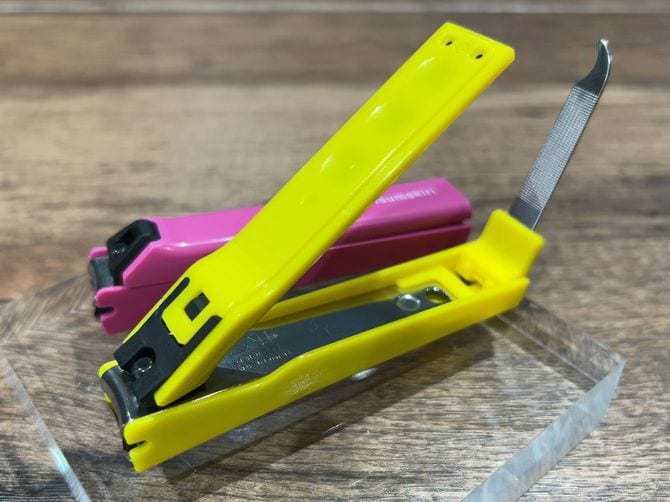 「お掃除ピック」付きの爪切り