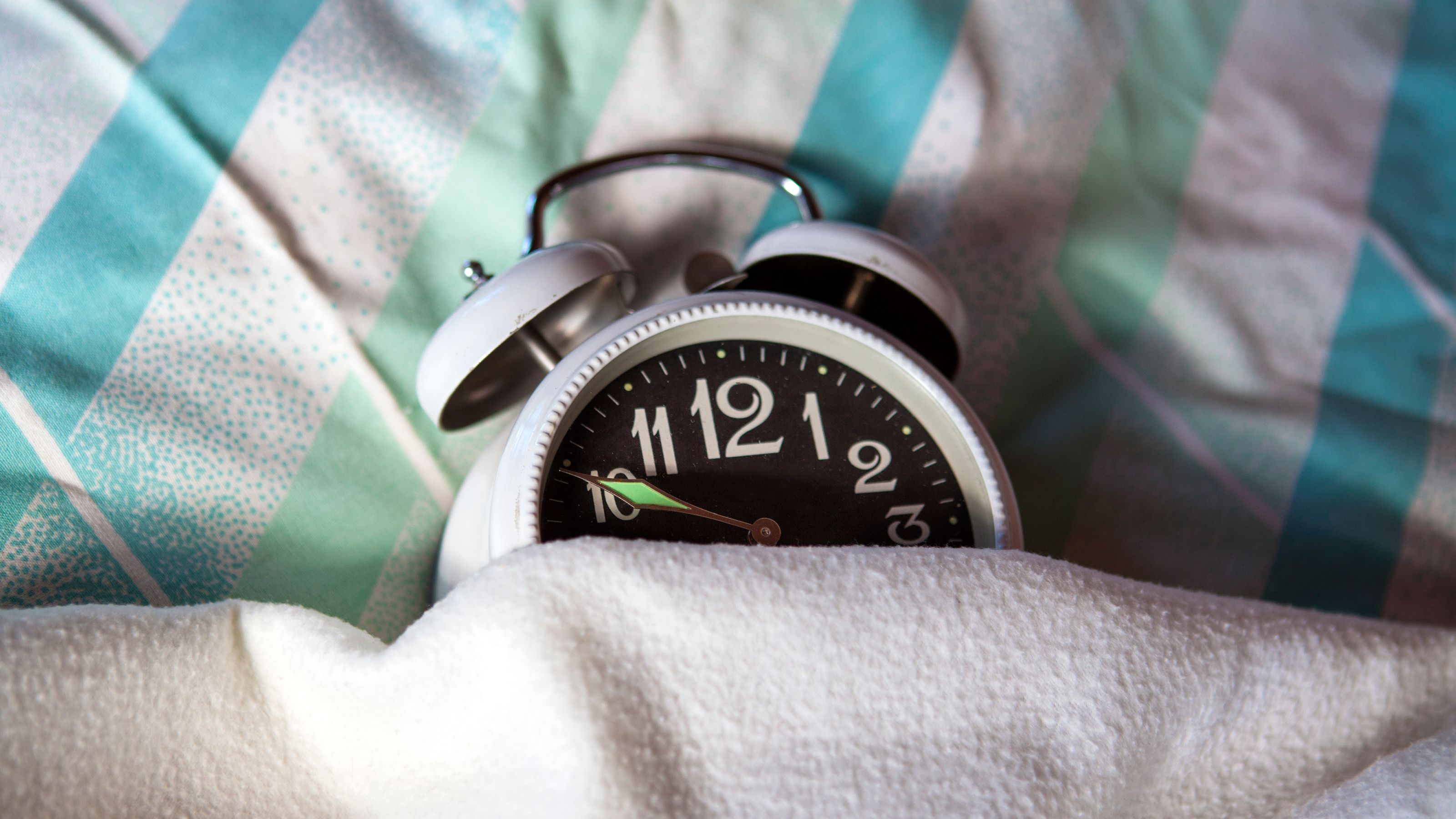 2歳半でも1時間おきに泣いて起きる 思わず子供を布団に放り投げた母親の涙 眠らないリク君 のケース President Online プレジデントオンライン