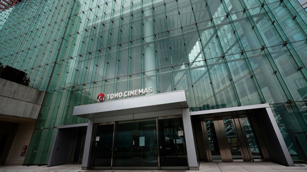 "自宅で映画"が当たり前の世界に､映画館は必要なのか 収益性もオンラインの方が高い