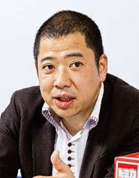 マーケティング本部リーダーの本多秀光氏はトミー出身。トミカのライセンスビジネスを手がける。
