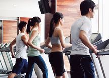 世帯年収1170万 全部使い果たす残念夫婦