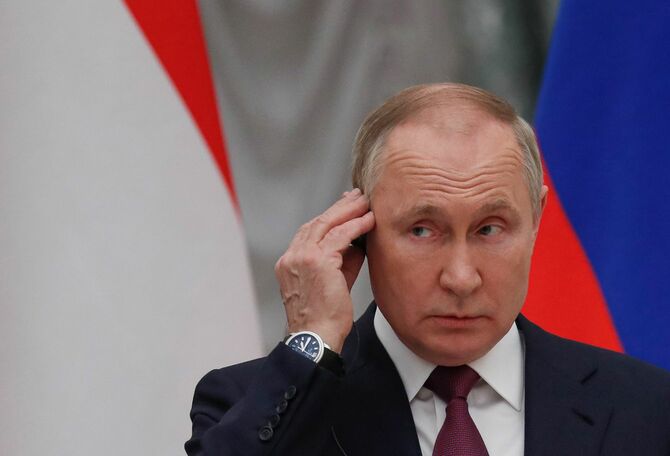 2022年2月1日、ロシアのウラジーミル・プーチン大統領は、ハンガリーのオルバーン・ヴィクトール首相との会談後、クレムリンで記者会見に臨んだ。ハンガリーはロシアのガス供給量の増加に関心を持っていると、オルバーン・ヴィクトール首相は述べた。