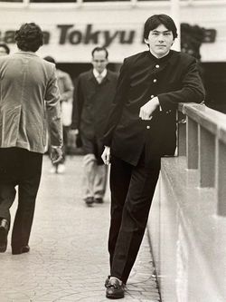 高岡高校在籍時、東京大学に合格し神童として雑誌の取材で撮って頂いたポートレート。