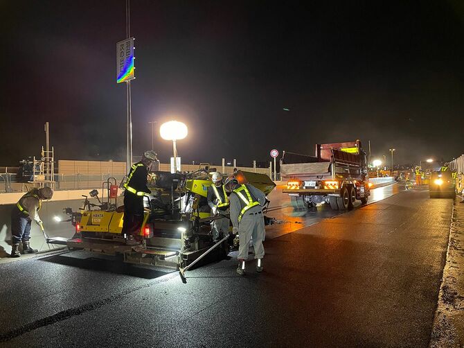 舗装の施工状況