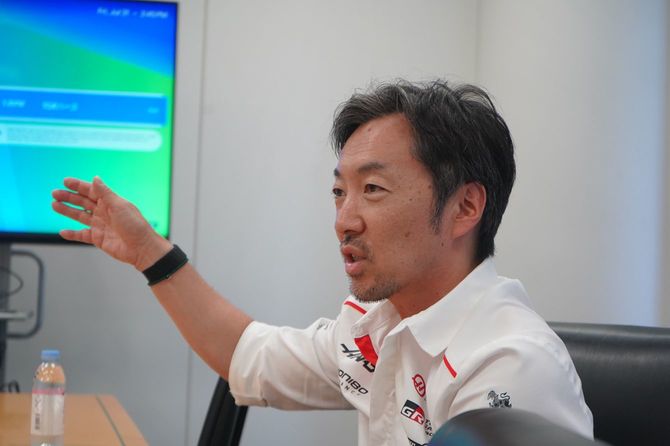 「一発で、この人となら一緒にできるとわかった」と豊田会長との初会談を振り返る小松代表